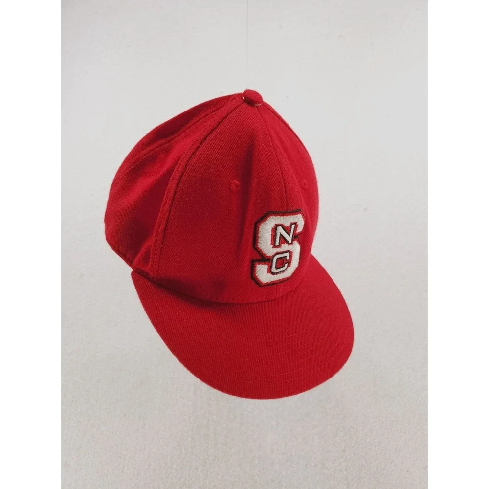 NC State Hat Cap Mens 7 1/8 Red Fitted Zephyr 32/5 Chopped Wool Flat Wide Brim